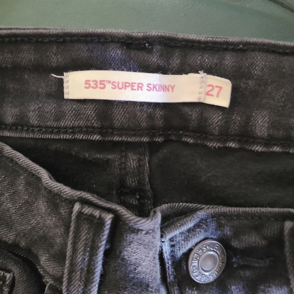 Levi's Super Skinny Black Jeans - Picture 7 of 7